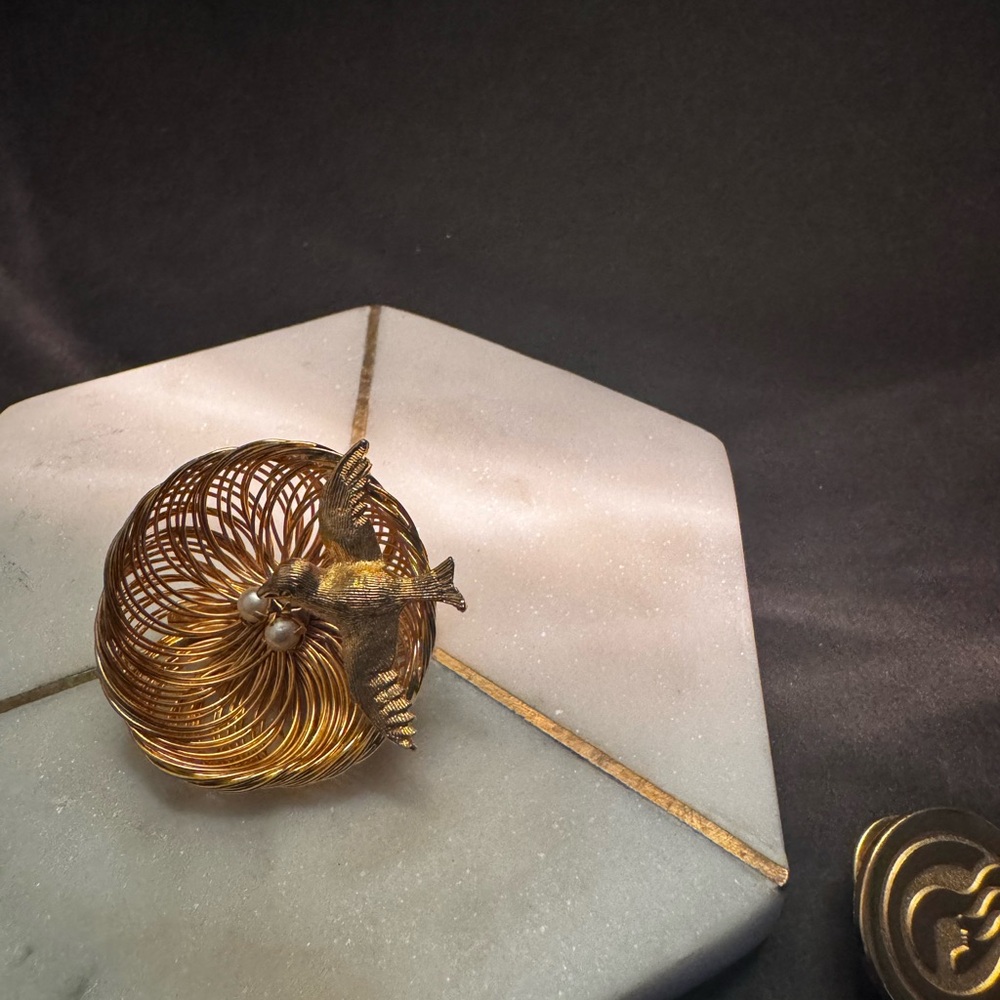 Vintage Gold Bird Brooch with Pearl